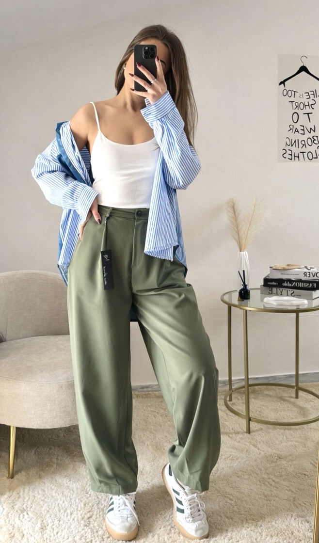 Pantalone Verde baggy gamba larga- vita alta tessuto fluido “Anna Losciale Italia “ - immagine 3