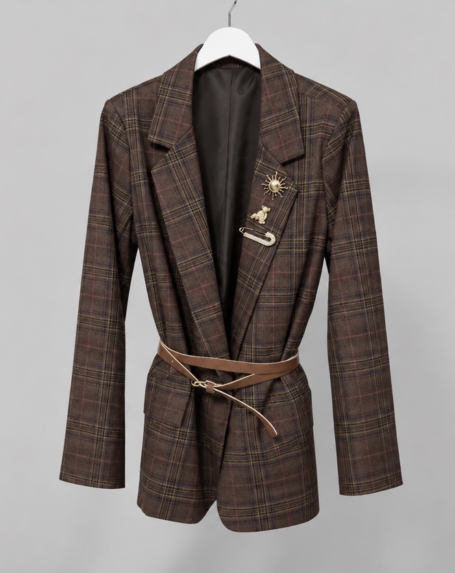 Blazer Tartan Marrone con Cintura e Spilloni Gioiello - immagine 2