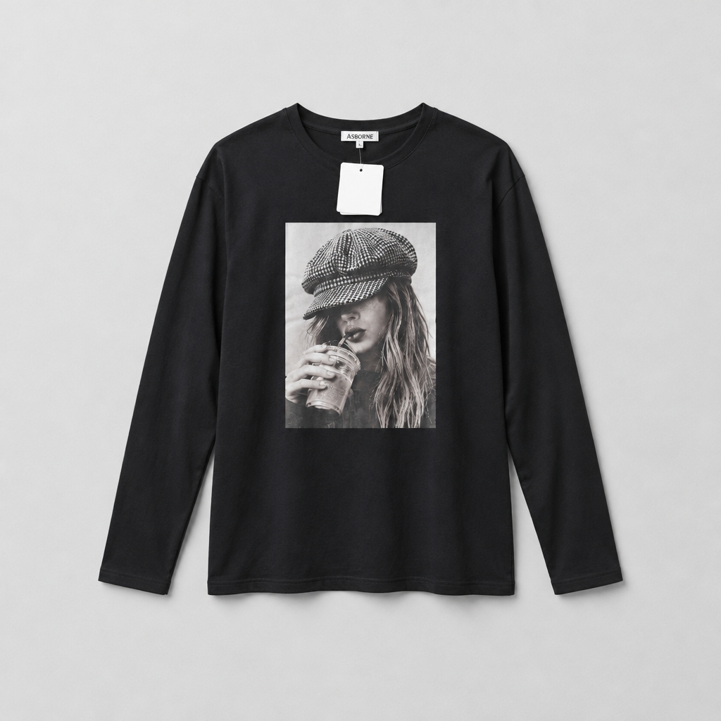 T-Shirt a Maniche Lunghe Agape Moda – Fashion Graphic Edition - immagine 2